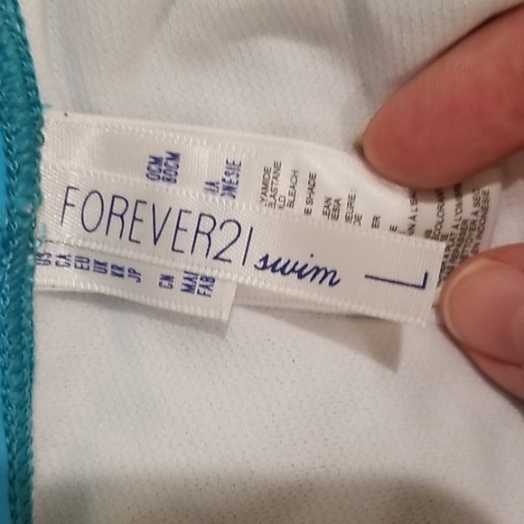 💕FOREVER 21 Star Print Triangle Top String Bikini - Picture 10 of 11